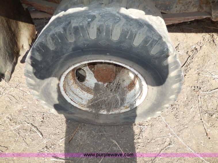 image for item I4481 1984 Ford F350 pickup truck