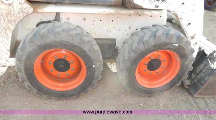 image for item I4484 2006 Bobcat S130 skid steer