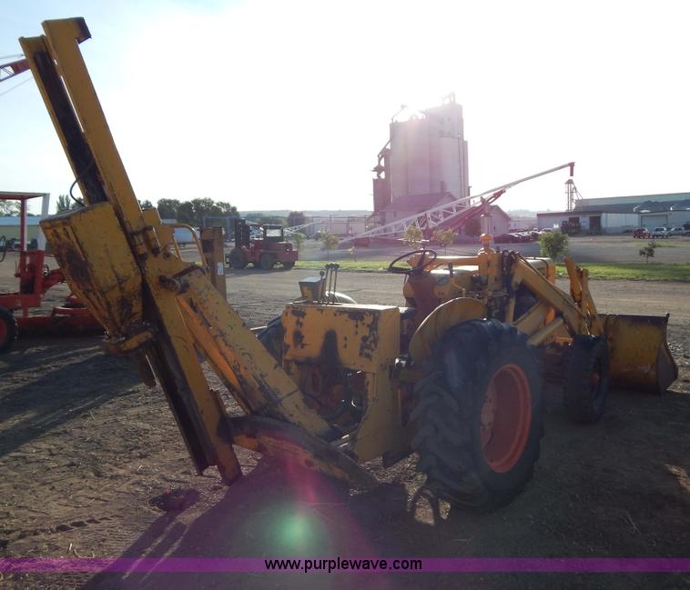 image for item I4487 1970 Case 580 Construction King tractor