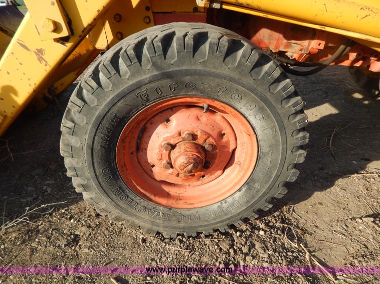 image for item I4487 1970 Case 580 Construction King tractor