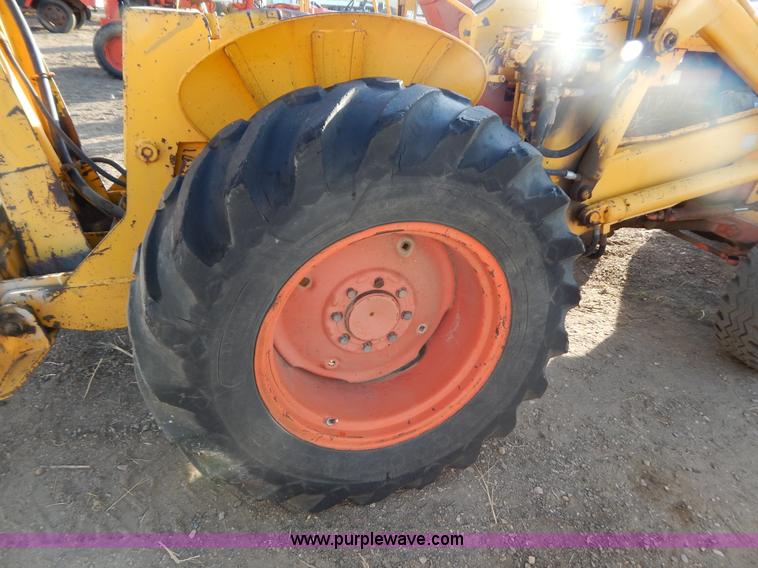 image for item I4487 1970 Case 580 Construction King tractor