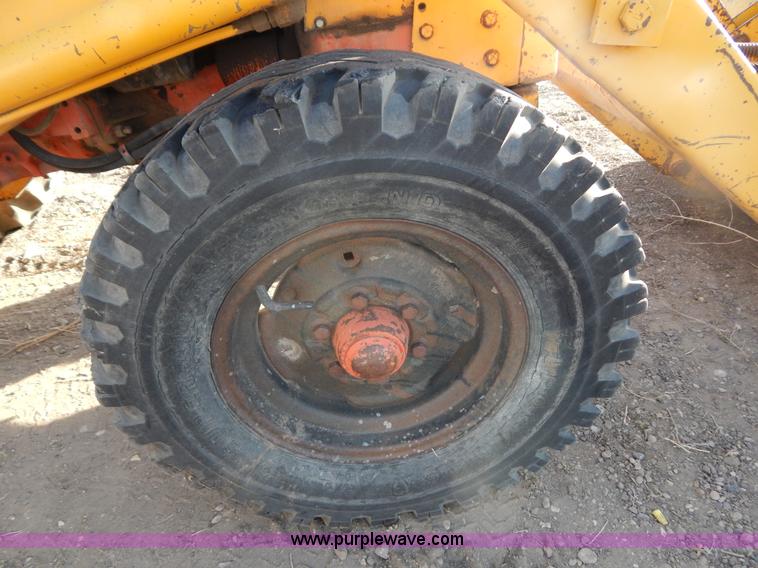 image for item I4487 1970 Case 580 Construction King tractor