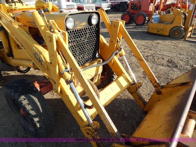 image for item I4487 1970 Case 580 Construction King tractor