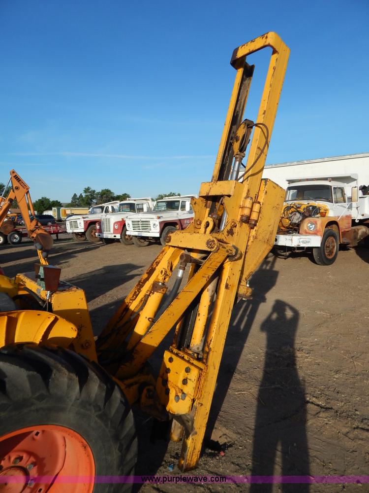 image for item I4487 1970 Case 580 Construction King tractor