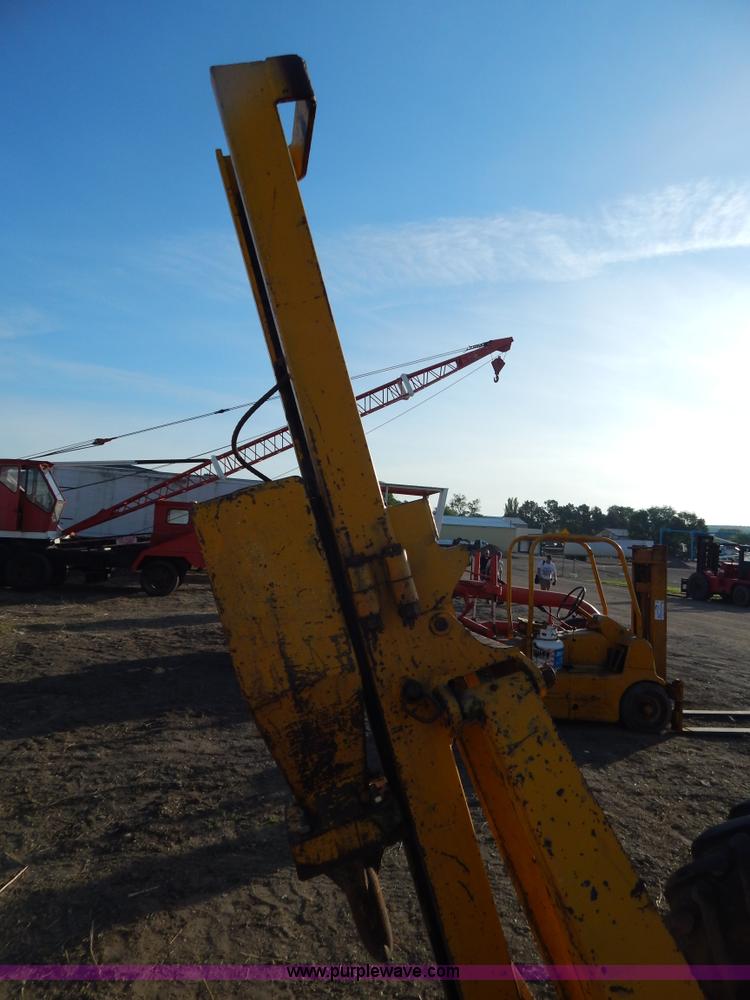 image for item I4487 1970 Case 580 Construction King tractor