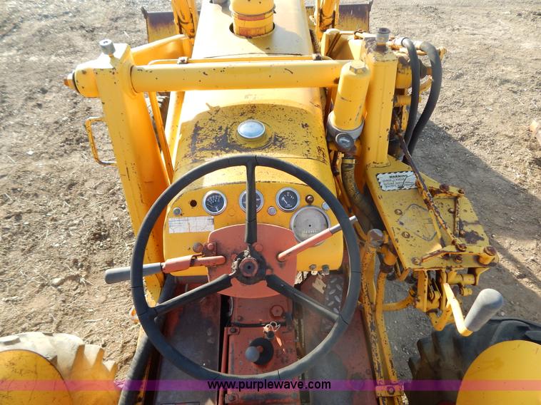 image for item I4487 1970 Case 580 Construction King tractor