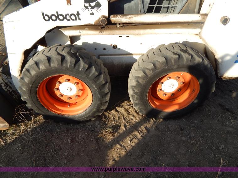 image for item I4490 1987 Bobcat 742 skid steer