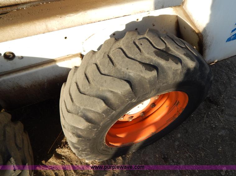 image for item I4490 1987 Bobcat 742 skid steer