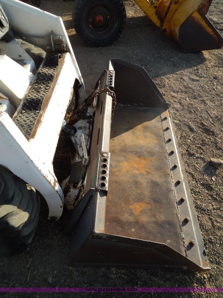 image for item I4490 1987 Bobcat 742 skid steer