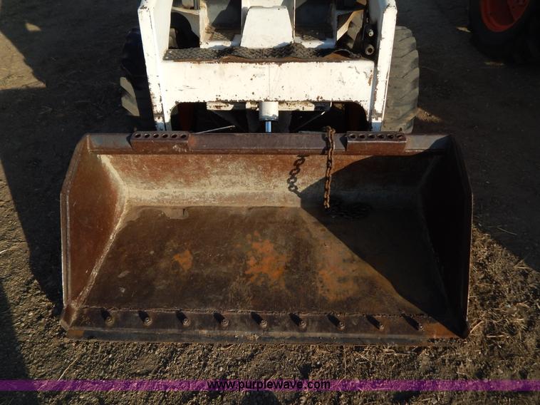 image for item I4490 1987 Bobcat 742 skid steer