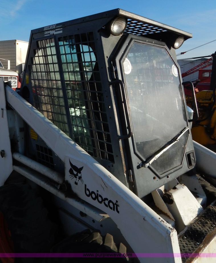 image for item I4490 1987 Bobcat 742 skid steer
