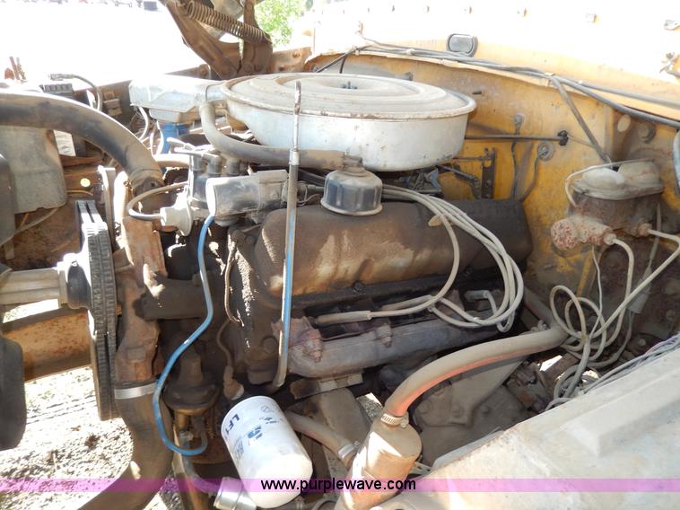 image for item I4491 1969 Ford F350 pickup truck