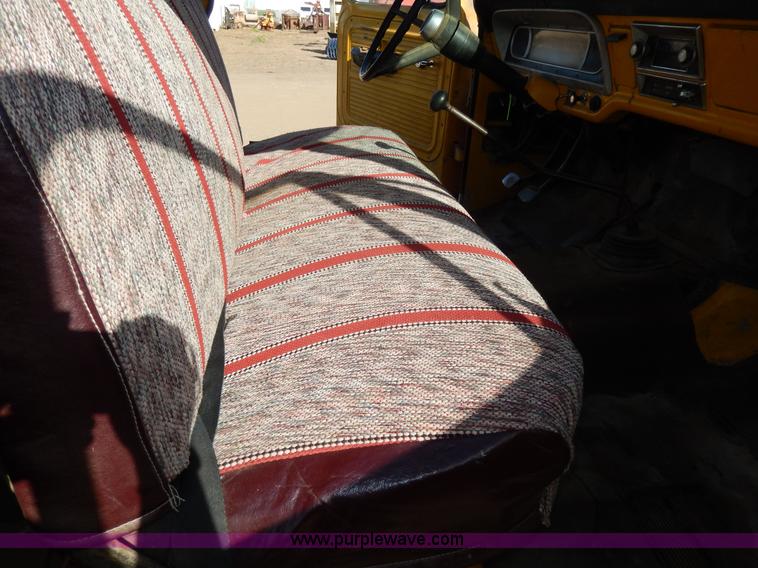 image for item I4491 1969 Ford F350 pickup truck