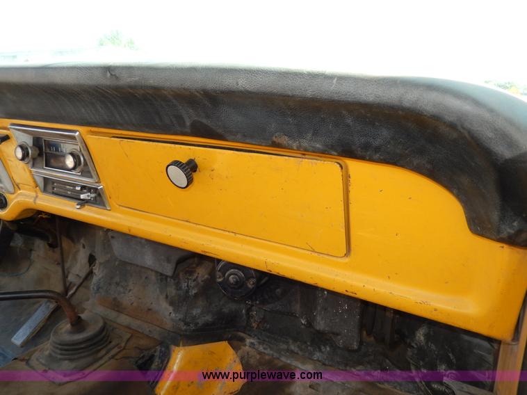 image for item I4491 1969 Ford F350 pickup truck