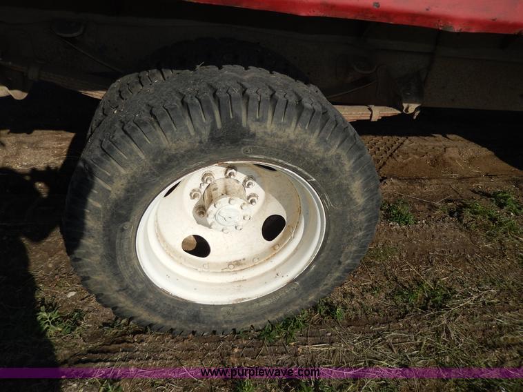 image for item I4491 1969 Ford F350 pickup truck