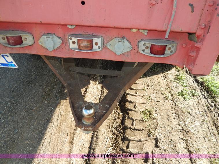 image for item I4491 1969 Ford F350 pickup truck