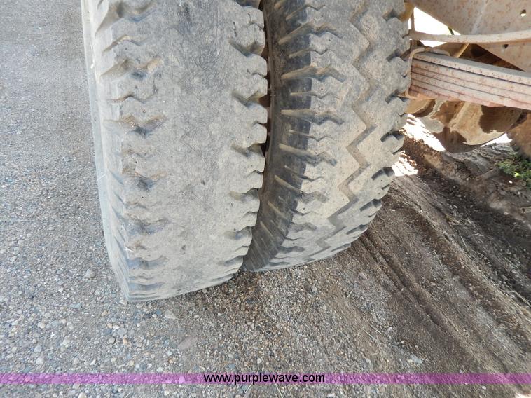 image for item I4491 1969 Ford F350 pickup truck