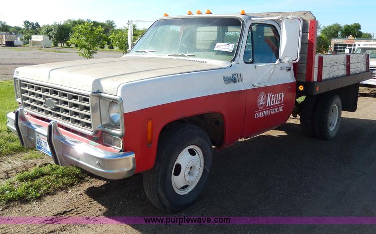 image for item I4492 1976 Chevrolet 1500 Custom Deluxe pickup truck