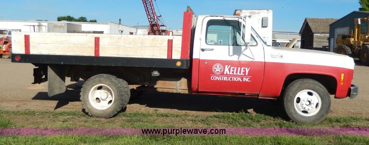 image for item I4492 1976 Chevrolet 1500 Custom Deluxe pickup truck