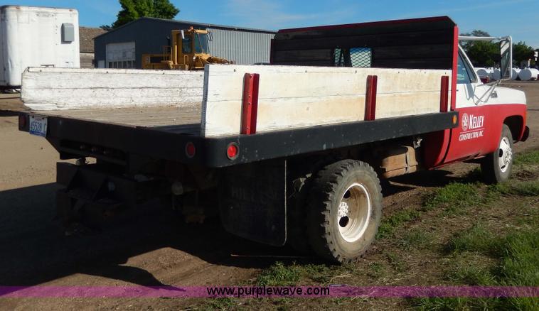 image for item I4492 1976 Chevrolet 1500 Custom Deluxe pickup truck