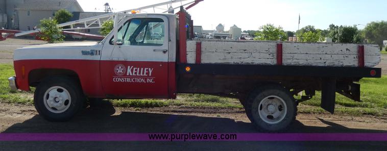 image for item I4492 1976 Chevrolet 1500 Custom Deluxe pickup truck