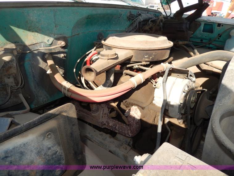 image for item I4492 1976 Chevrolet 1500 Custom Deluxe pickup truck