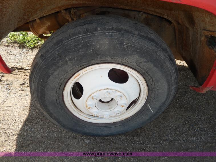 image for item I4492 1976 Chevrolet 1500 Custom Deluxe pickup truck