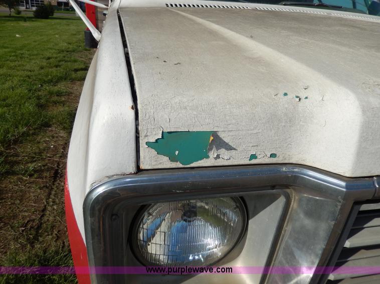 image for item I4492 1976 Chevrolet 1500 Custom Deluxe pickup truck