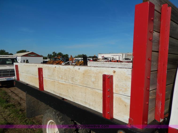 image for item I4492 1976 Chevrolet 1500 Custom Deluxe pickup truck