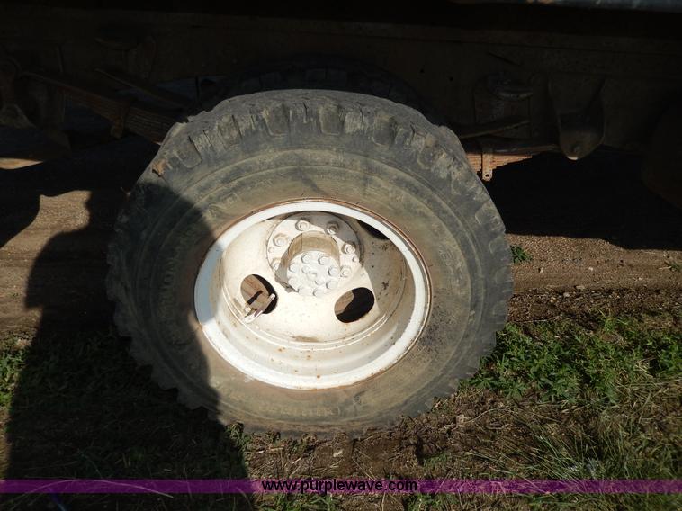 image for item I4492 1976 Chevrolet 1500 Custom Deluxe pickup truck