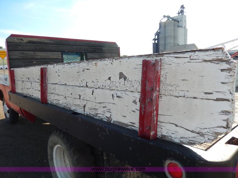 image for item I4492 1976 Chevrolet 1500 Custom Deluxe pickup truck