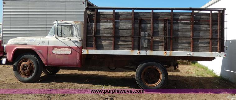 image for item I4493 1958 Ford dump truck