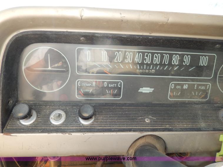 image for item I4494 1964 Chevrolet box truck