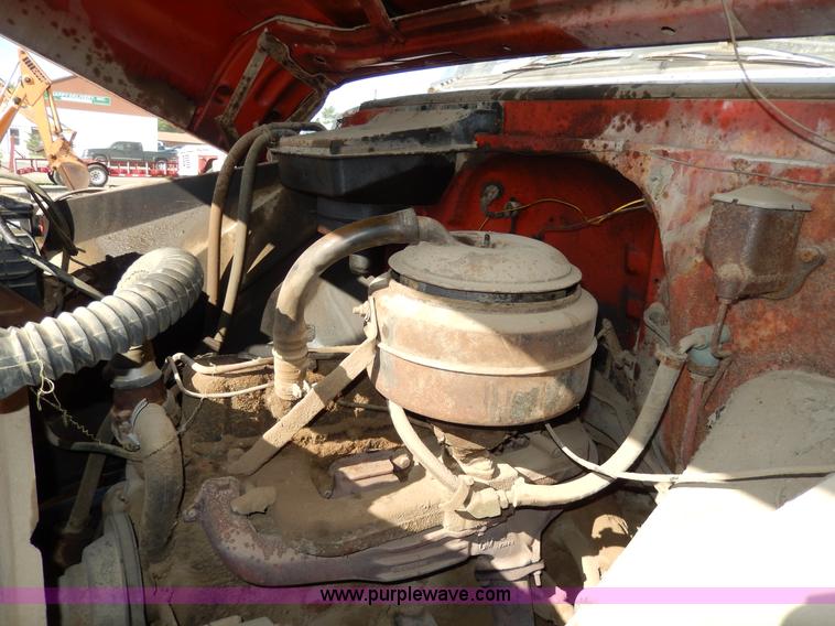 image for item I4494 1964 Chevrolet box truck