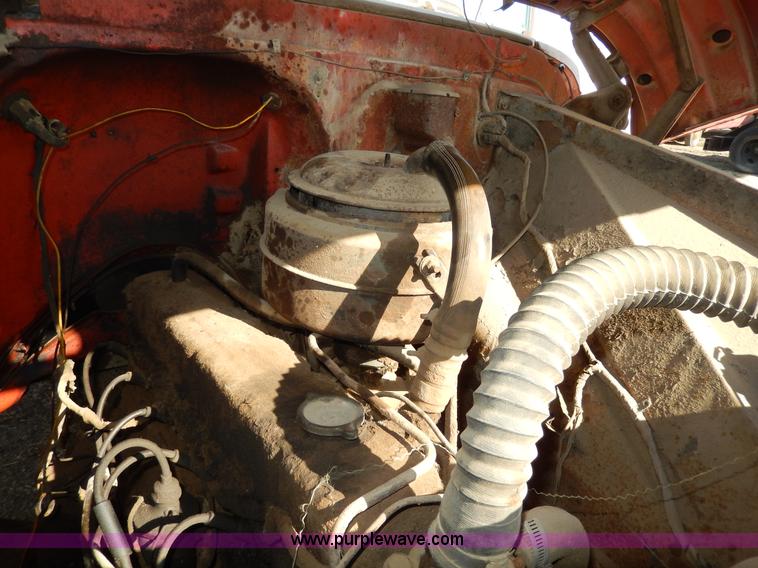 image for item I4494 1964 Chevrolet box truck