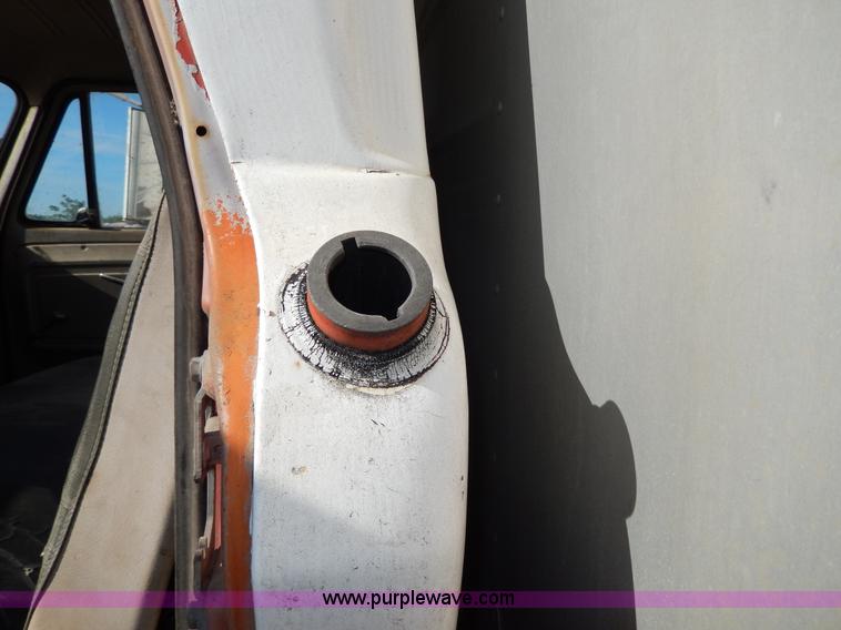 image for item I4494 1964 Chevrolet box truck