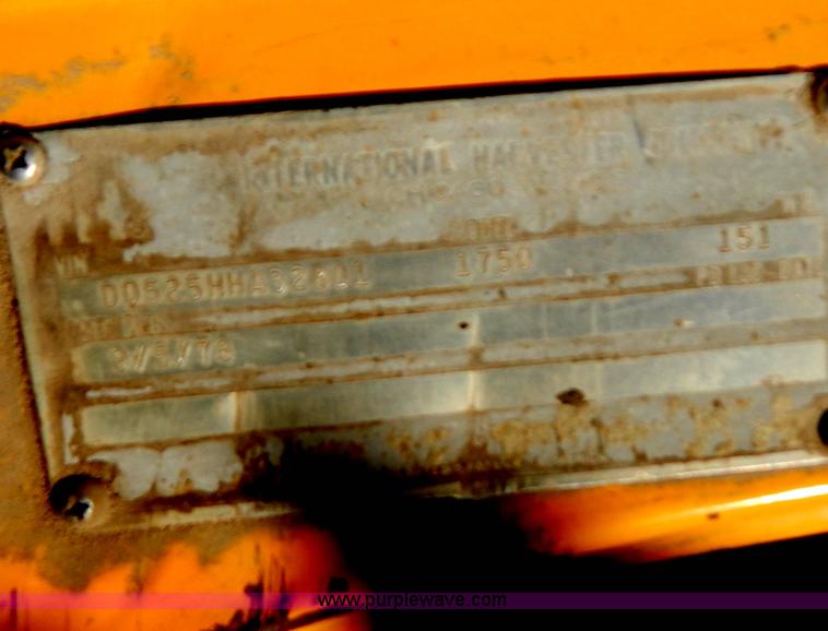 image for item I4496 1978 International dump truck