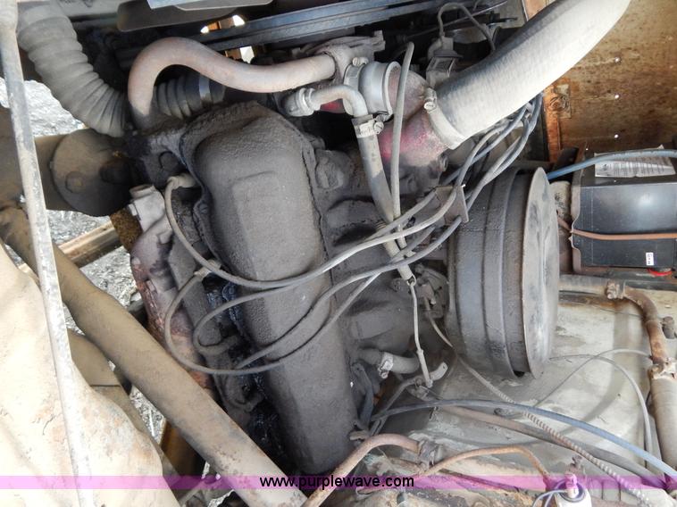 image for item I4497 1961 International BC170 dump truck