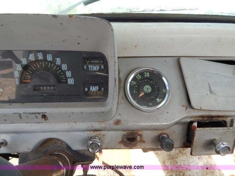 image for item I4497 1961 International BC170 dump truck