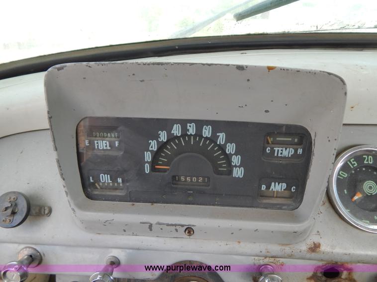 image for item I4497 1961 International BC170 dump truck