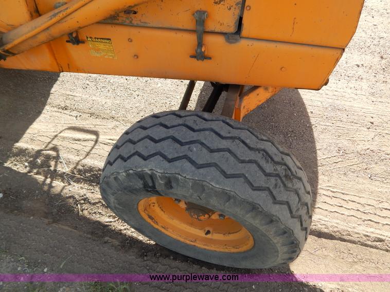 image for item I4499 1977 Case 580C-CK backhoe