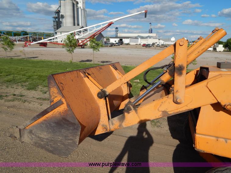 image for item I4499 1977 Case 580C-CK backhoe