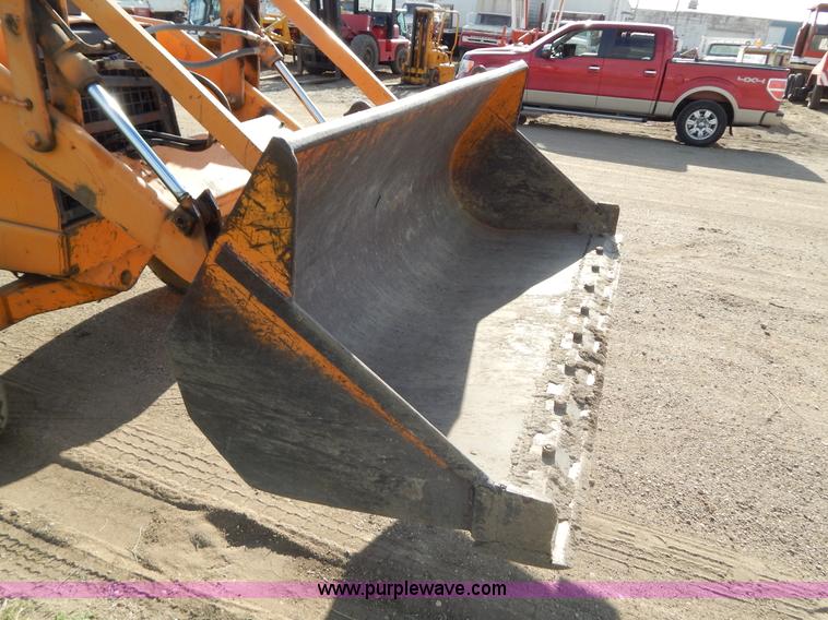image for item I4499 1977 Case 580C-CK backhoe