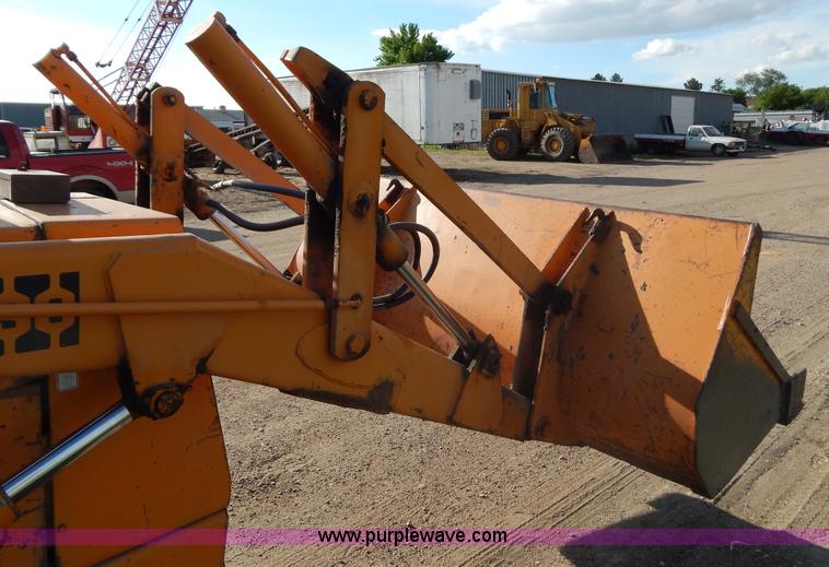 image for item I4499 1977 Case 580C-CK backhoe