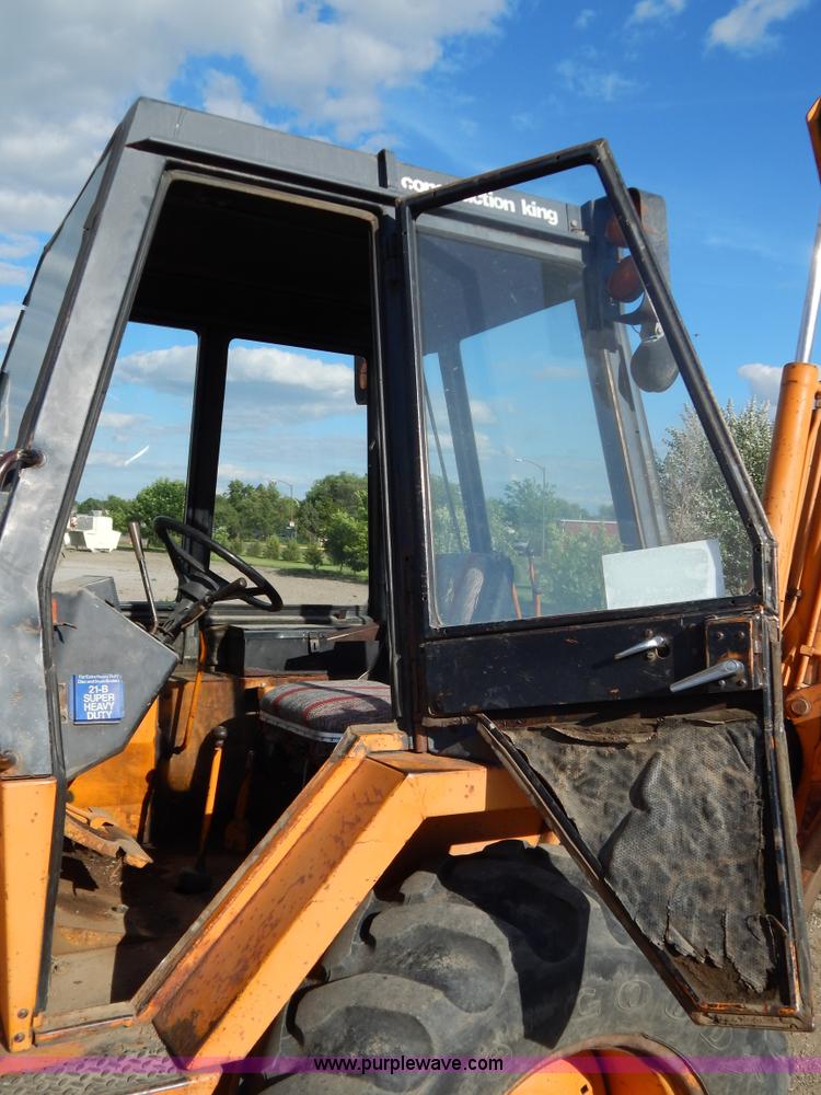 image for item I4499 1977 Case 580C-CK backhoe
