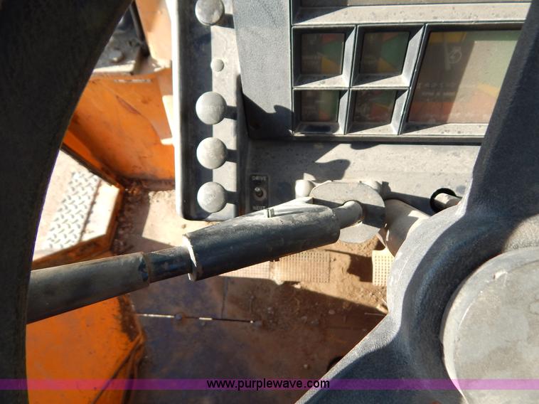 image for item I4499 1977 Case 580C-CK backhoe