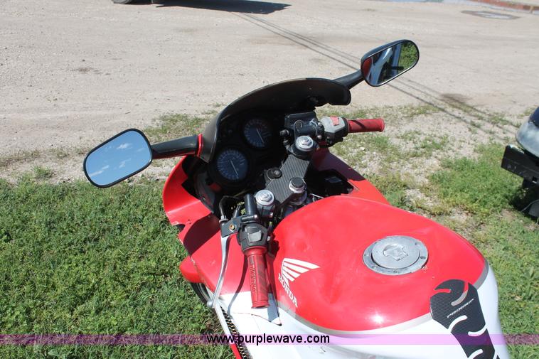 image for item H3557 1991 Honda CBR600F2 Super Sport motorcycle