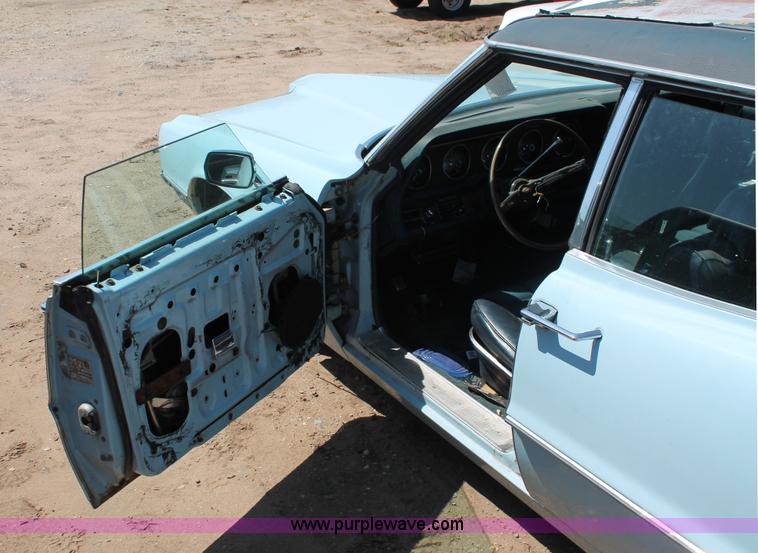 image for item H3610 1970 Ford Thunderbird