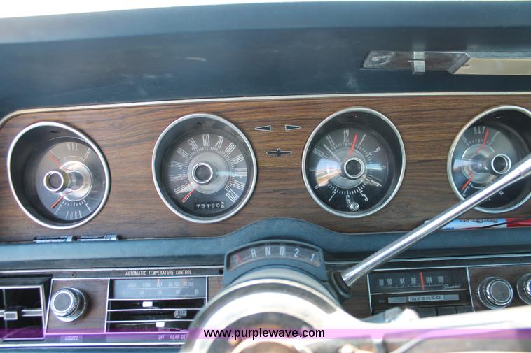 image for item H3610 1970 Ford Thunderbird