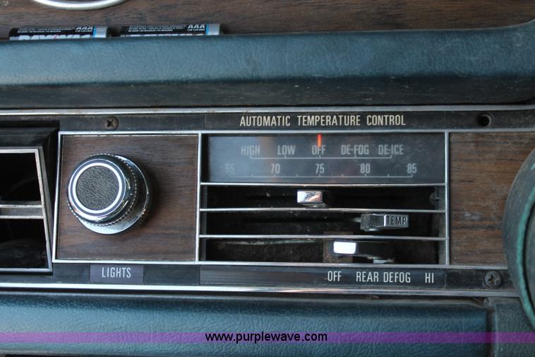 image for item H3610 1970 Ford Thunderbird